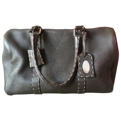Pre-owned Fendi Carla Selleria Brown Leather Handbag