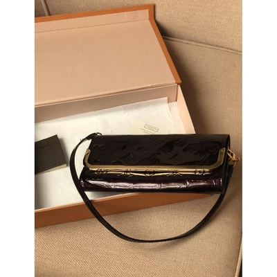 Louis Vuitton Rossmore Amante Burgundy Patent Leather Clutch Gold Hardware