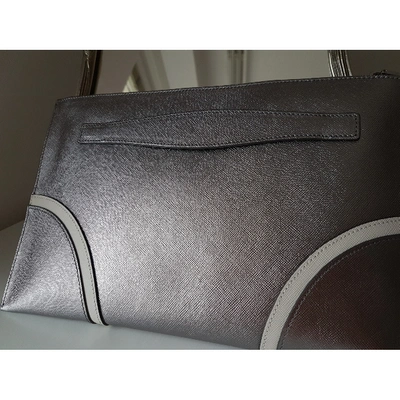 Pre-owned Prada Leather Clutch Bag In Silver