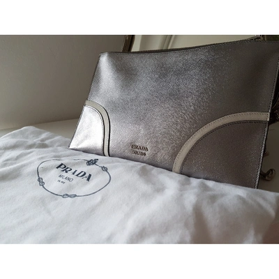 Pre-owned Prada Leather Clutch Bag In Silver