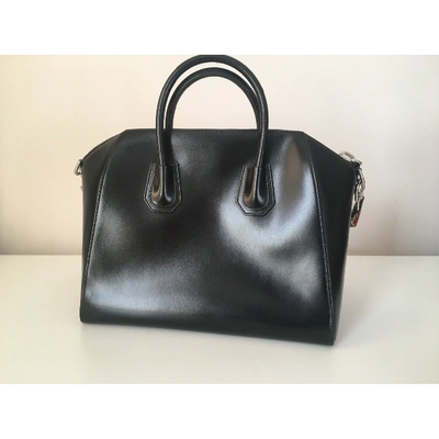 Pre-owned Givenchy Antigona Leather Bag In Black