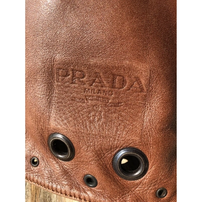 Pre-owned Prada Leather Crossbody Bag In Brown