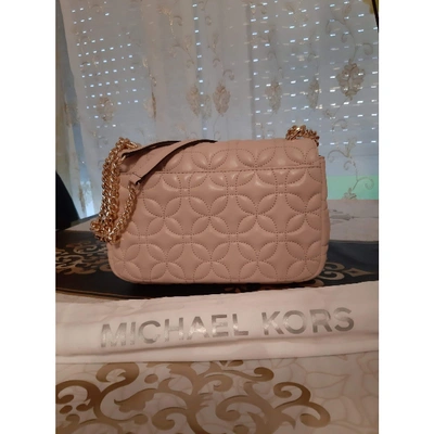 Pre-owned Michael Kors Vivianne Leather Crossbody Bag In Pink
