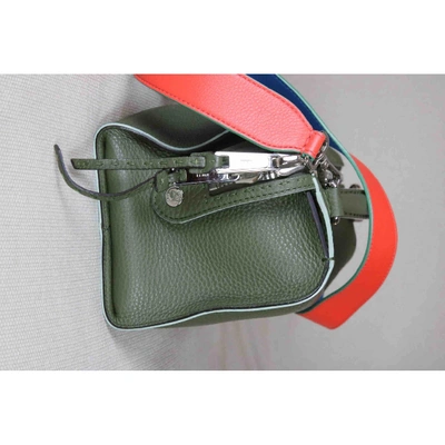 Pre-owned Fendi Green Leather Handbags