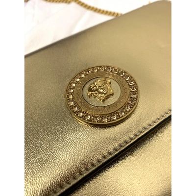 Pre-owned Versace Leather Clutch Bag In Gold