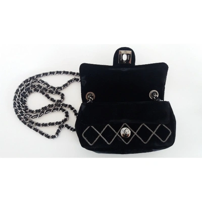 Pre-owned Chanel Timeless/classique Black Velvet Handbag