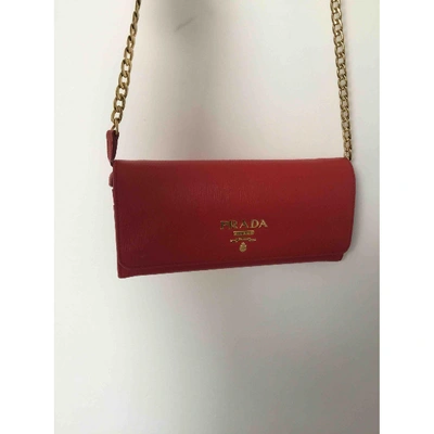 Pre-owned Prada Leather Clutch Bag In Red