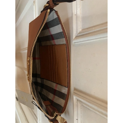 Pre-owned Burberry Camel Leather Clutch Bag