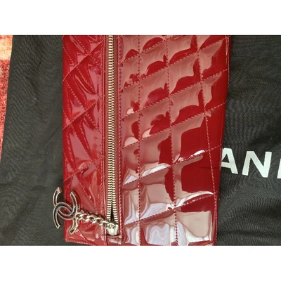 Pre-owned Chanel Red Patent Leather Clutch Bag