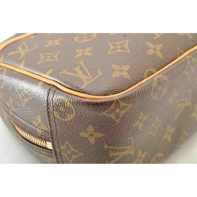 Pre-owned Louis Vuitton Trouville Cloth Handbag In Brown