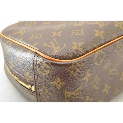 Pre-owned Louis Vuitton Trouville Cloth Handbag In Brown