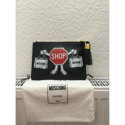 Pre-owned Moschino Leather Clutch Bag In Black