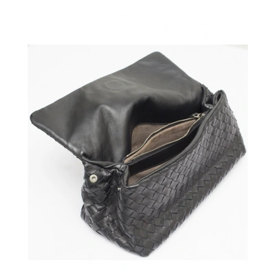 Pre-owned Bottega Veneta Leather Clutch Bag In Black