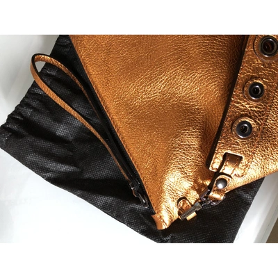 Pre-owned Gianni Chiarini Leather Clutch Bag In Orange