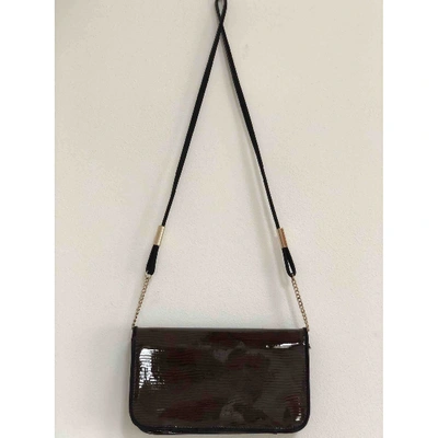 Pre-owned Tara Jarmon Patent Leather Clutch Bag In Brown