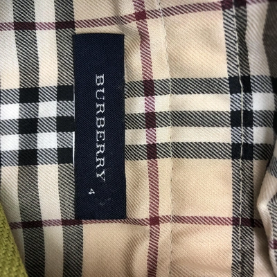 Pre-owned Burberry Wool Clutch Bag In Green