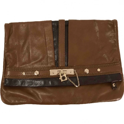 Pre-owned Marc By Marc Jacobs Leather Clutch Bag In Brown