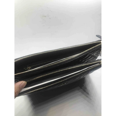 Pre-owned Chanel Boy Leather Clutch Bag In Black
