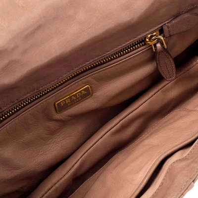 Pre-owned Prada Beige Leather Clutch Bag