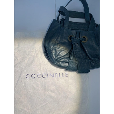 Pre-owned Coccinelle Green Leather Handbag
