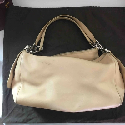 Pre-owned Tod's Leather Handbag In Beige