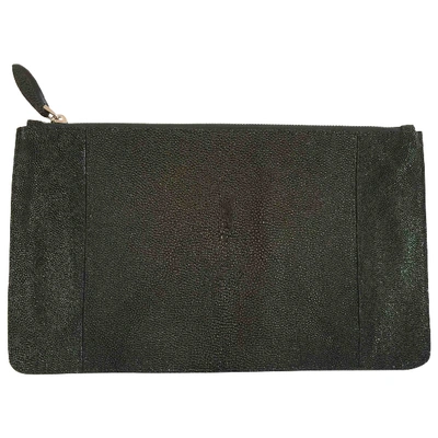 Pre-owned Alaïa Leather Clutch Bag In Green