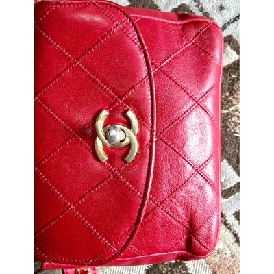 Pre-owned Chanel Leather Clutch Bag In Red