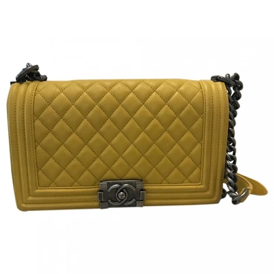 Pre-owned Chanel Boy Yellow Leather Handbag