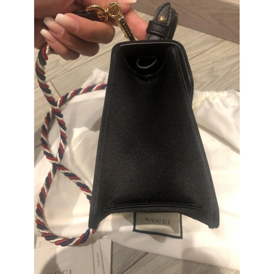 Pre-owned Gucci Sylvie Cloth Handbag In Black