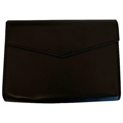 Pre-owned Narciso Rodriguez Leather Clutch Bag In Black