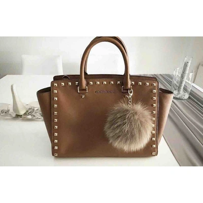 Pre-owned Michael Kors Selma Leather Bag In Camel