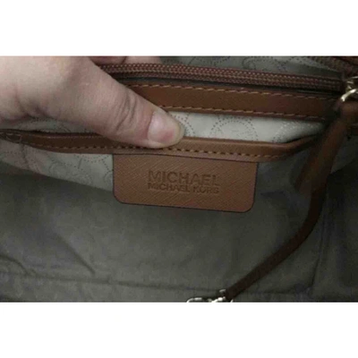 Pre-owned Michael Kors Selma Leather Bag In Camel