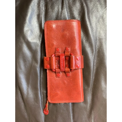 Pre-owned Diesel Leather Clutch Bag In Red