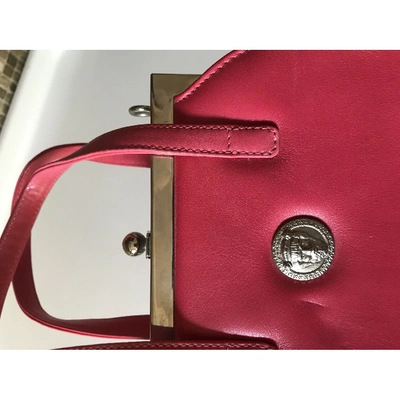 Pre-owned Versace Leather Handbag In Pink