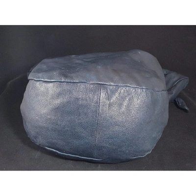 Pre-owned Romeo Gigli Blue Leather Handbag
