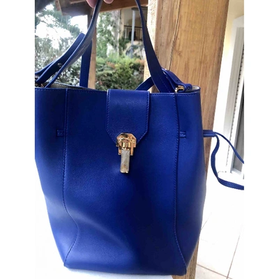 Pre-owned Oscar De La Renta Blue Leather Handbag
