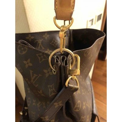 Pre-owned Louis Vuitton Metis Cloth Handbag In Other