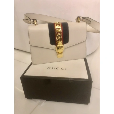 Pre-owned Gucci Sylvie Leather Handbag In Beige