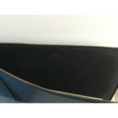 Pre-owned Louis Vuitton Blue Leather Clutch Bag