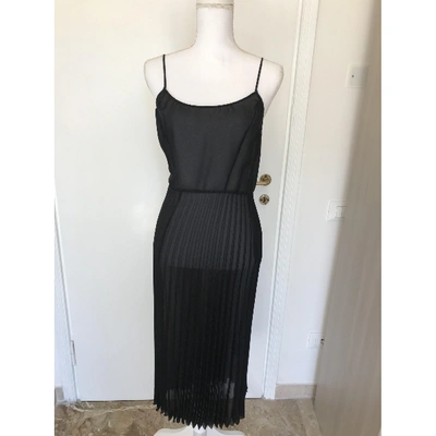 Pre-owned Ferragamo Mid-length Dress In Black