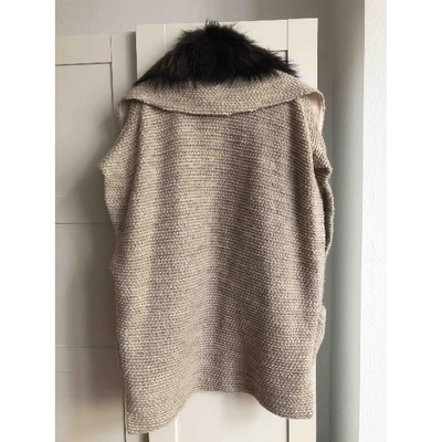 Pre-owned Alice And Olivia Wool Poncho In Beige