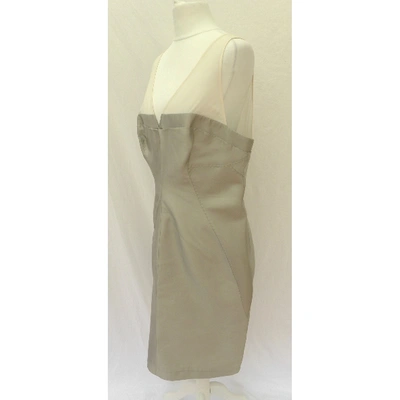 Pre-owned Amanda Wakeley Silk Mid-length Dress In Beige
