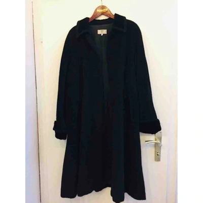 Pre-owned Valentino Wool Coat In Black