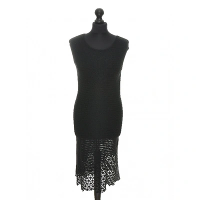 Pre-owned Chanel Lace Mid-length Dress In Black