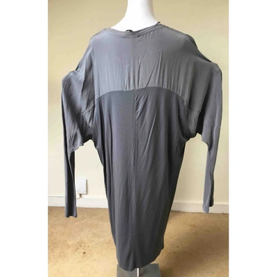 Pre-owned Avelon Silk Mid-length Dress In Grey