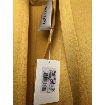 Pre-owned Valentino Mid-length Dress In Yellow