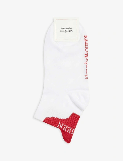 Shop Alexander Mcqueen Logo Tab Ankle Socks In White Red
