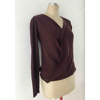 Pre-owned Theory Silk T-shirt In Burgundy