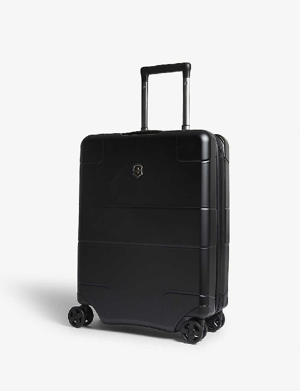 victorinox global carry on