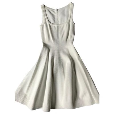 Pre-owned Alaïa Mid-length Dress In White